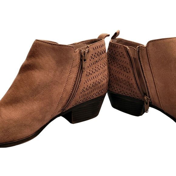 Alfani Piper Brown Suede Booties Side Zipper Memory Foam Cushion Chunky Heel - Picture 4 of 6